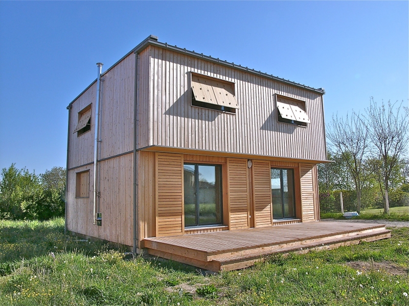 Maison M. au Cheix sur Morge (63 200).
Habitation bioclimatique écologique 